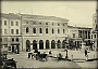 Carrozze in piazza Cavour nel 1909 (Daniele Zorzi)